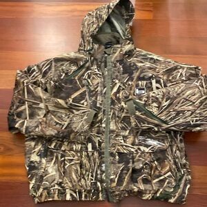 Banded men’s hunting jacket